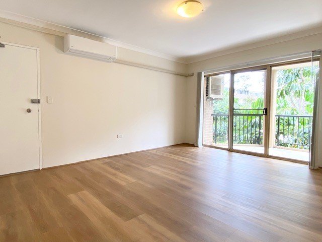 13/8-16 Aboukir Street ROCKDALE 2