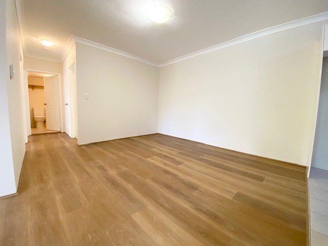 13/8-16 Aboukir Street ROCKDALE 3