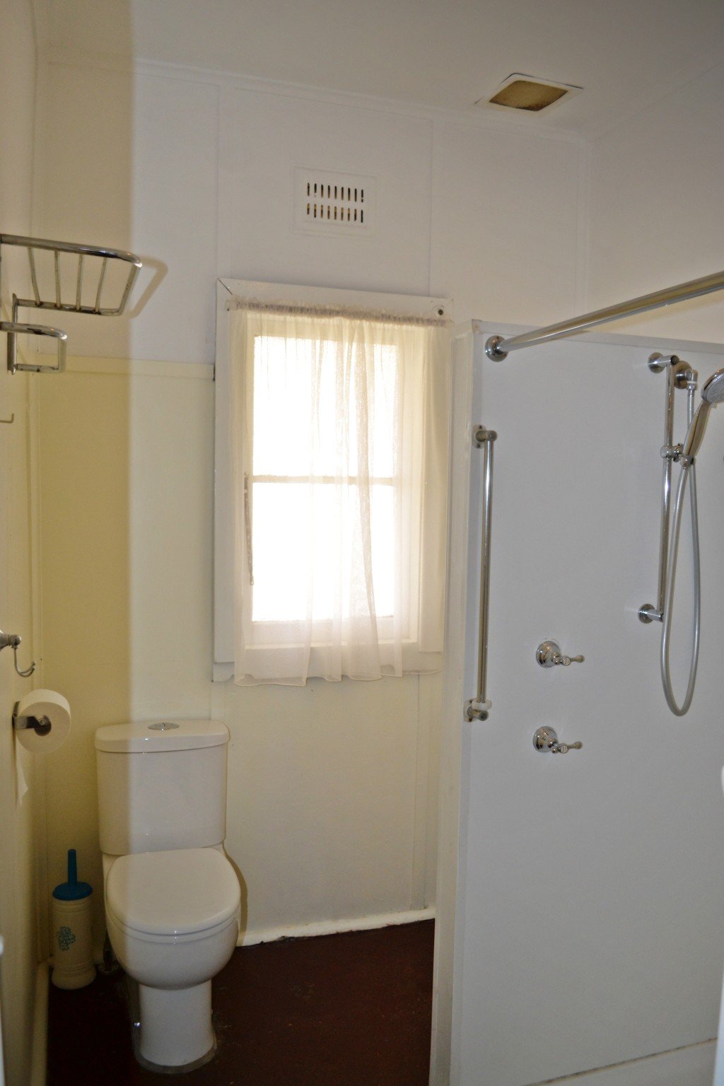 138 Albury Street TUMBARUMBA 4