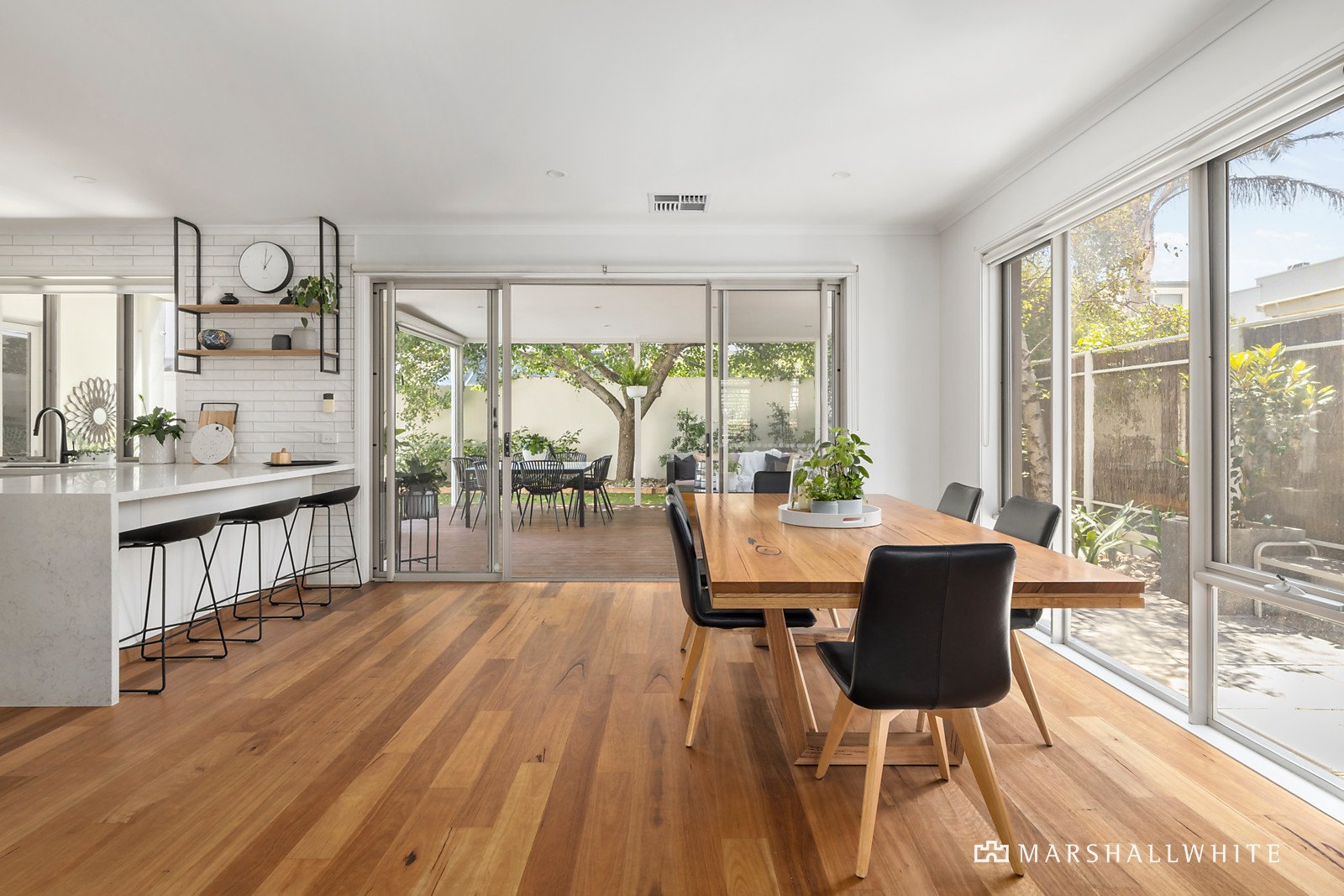 138 Beach Street, Port Melbourne, VIC