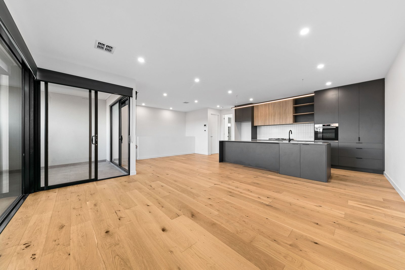 Gallery: 1/38 Bondi Road