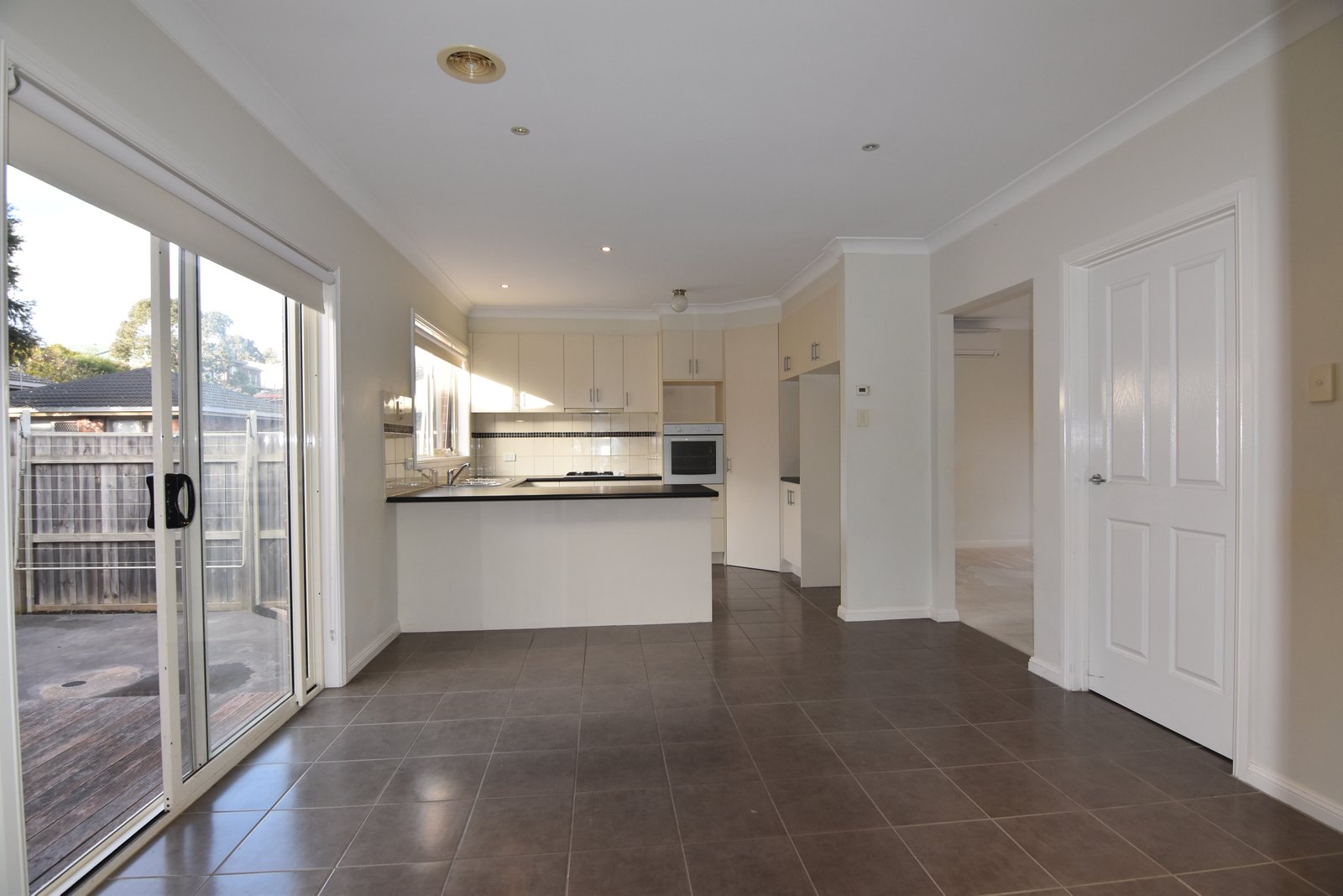 Gallery: 1/38 Buckingham Road