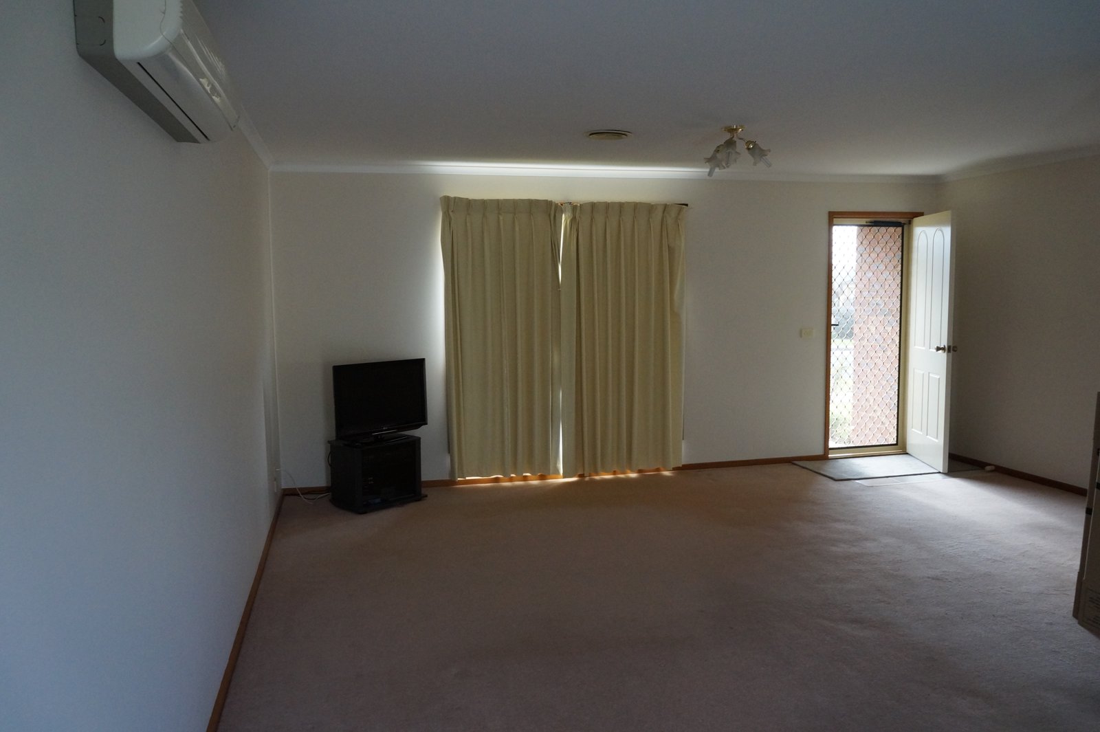 Gallery: 1/38 Burdekin Drive