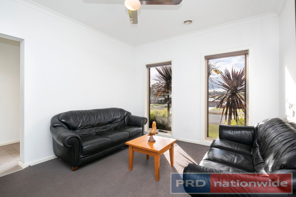 138 Daylesford Road BROWN HILL 12