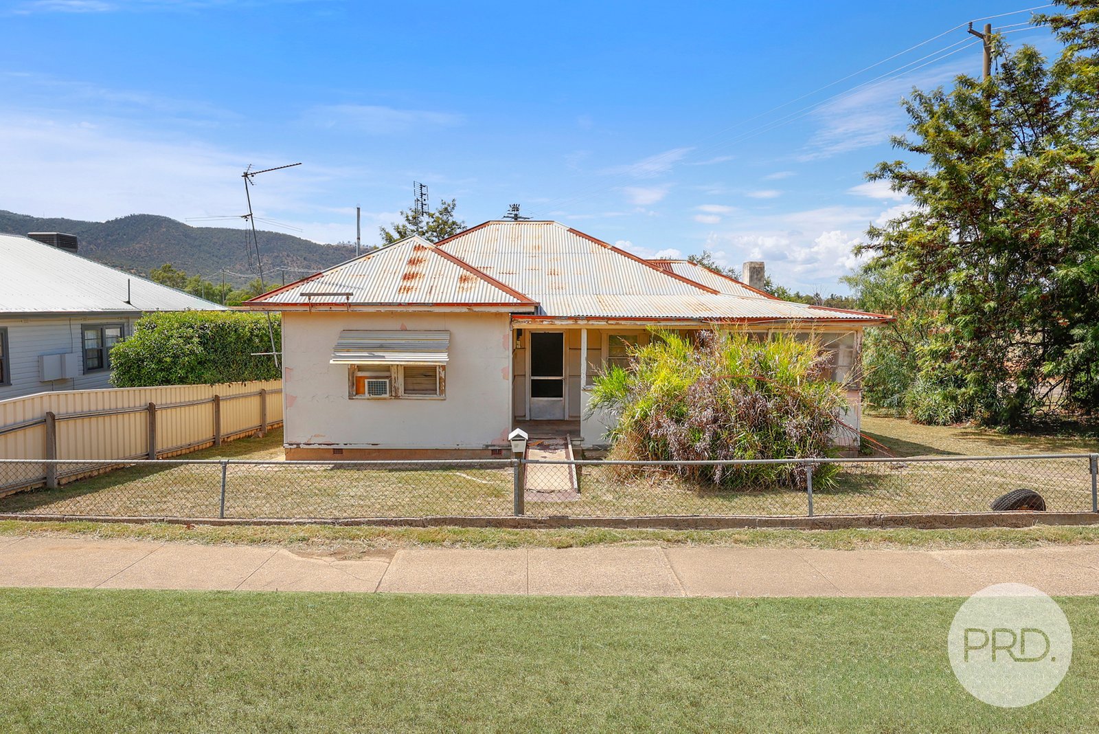 138 Goonoo Goonoo Road TAMWORTH 1