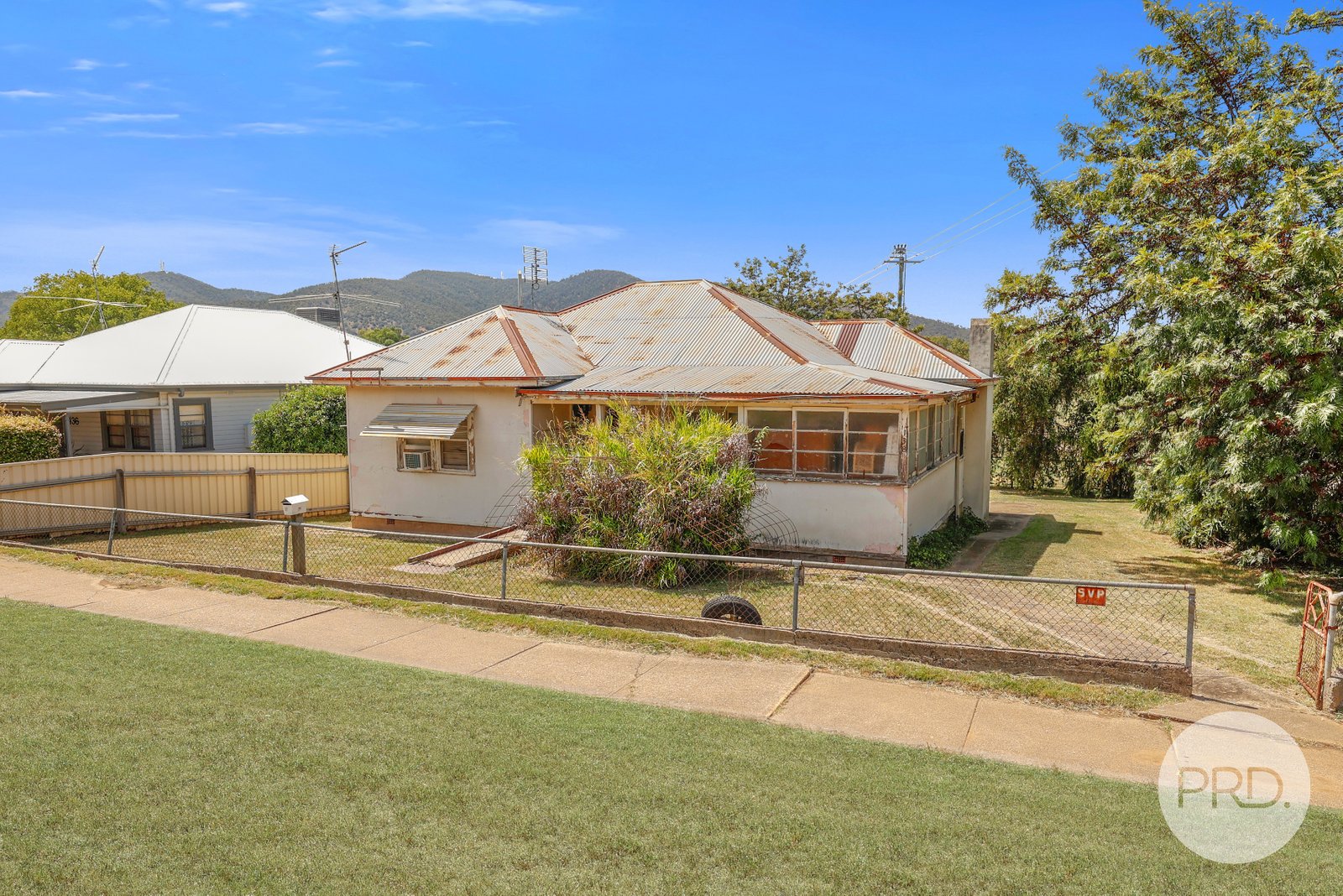 138 Goonoo Goonoo Road TAMWORTH 2