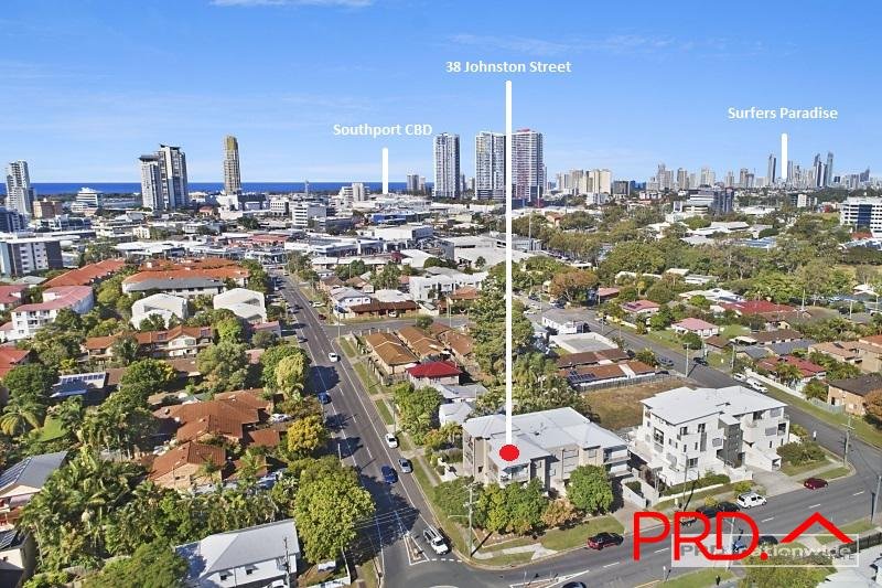 1/38 Johnston Street SOUTHPORT 8