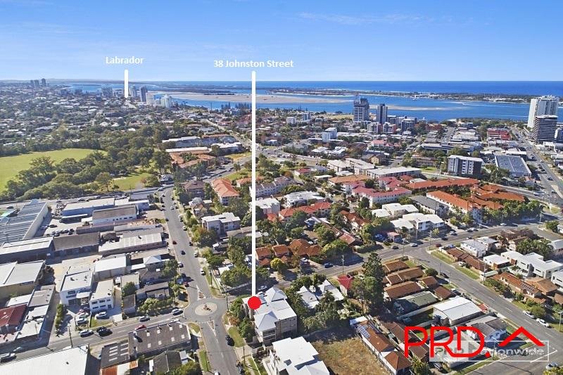 1/38 Johnston Street SOUTHPORT 11