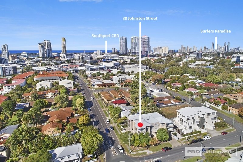 1/38 Johnston Street SOUTHPORT 10