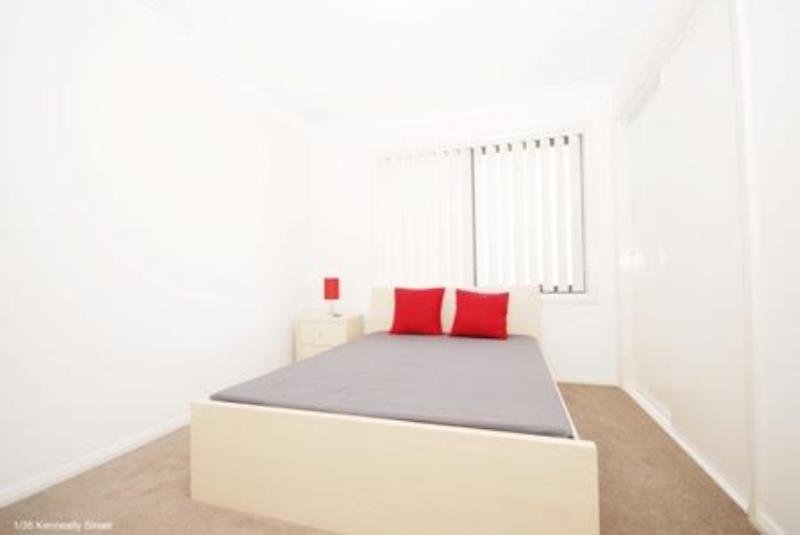 1/38 Kenneally Street KOORINGAL 4