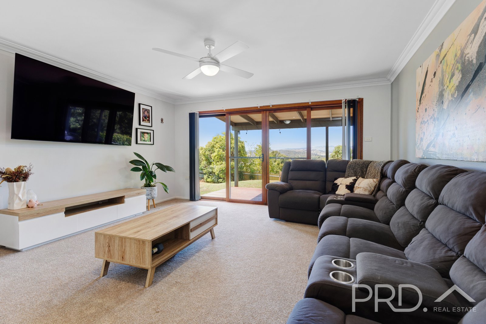 138 Lambie Street TUMUT 13