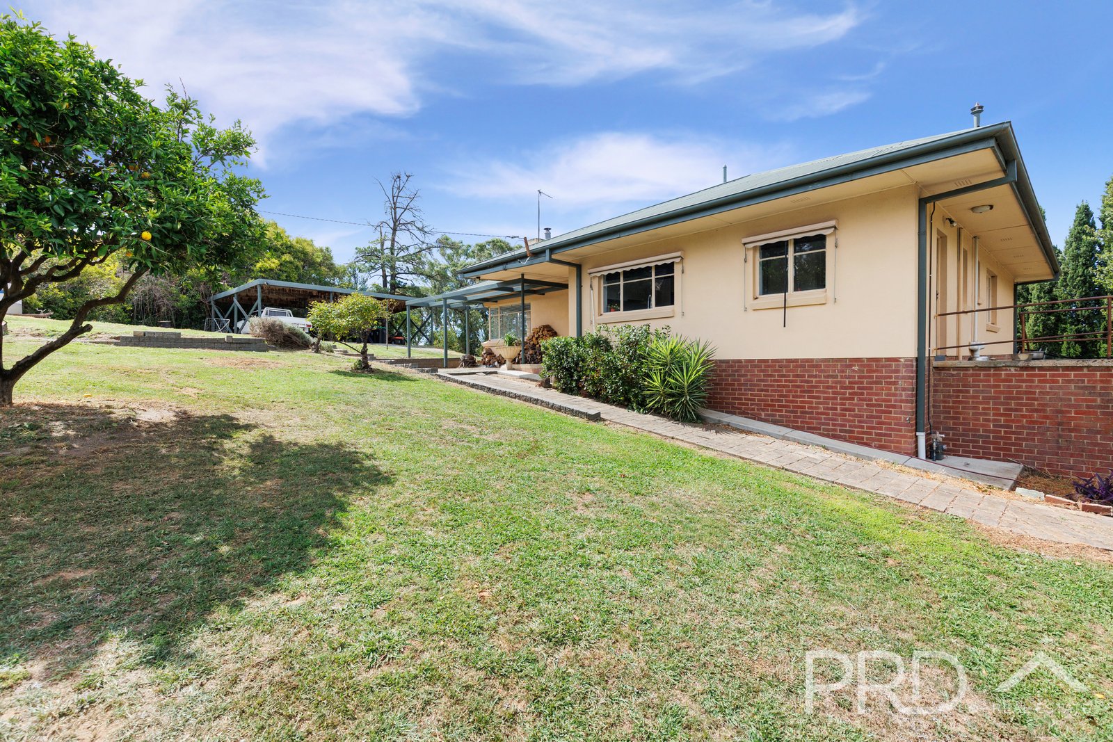 138 Lambie Street TUMUT 18