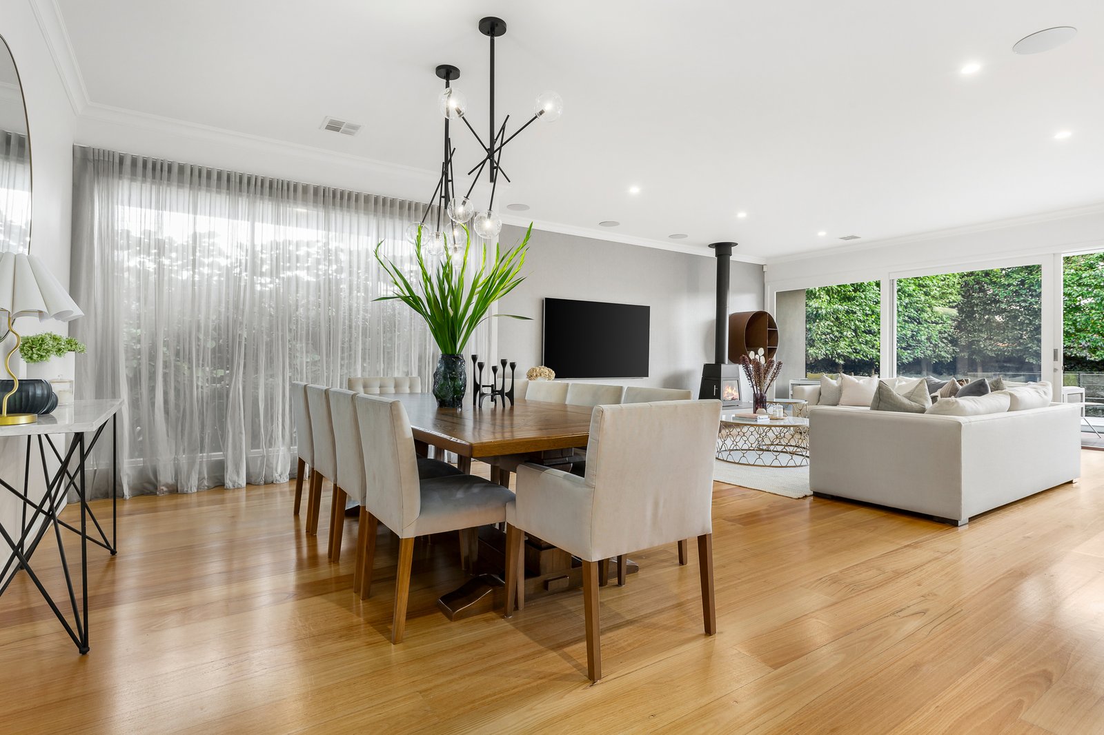 Gallery: 138 Ludstone Street