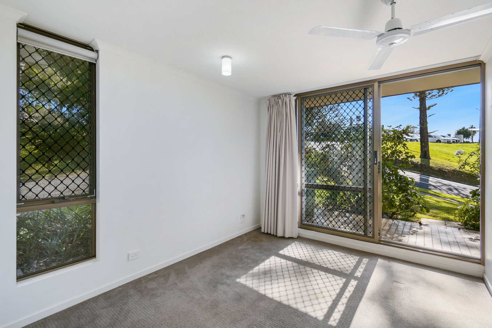 1/38 Marine Parade COOLANGATTA 3