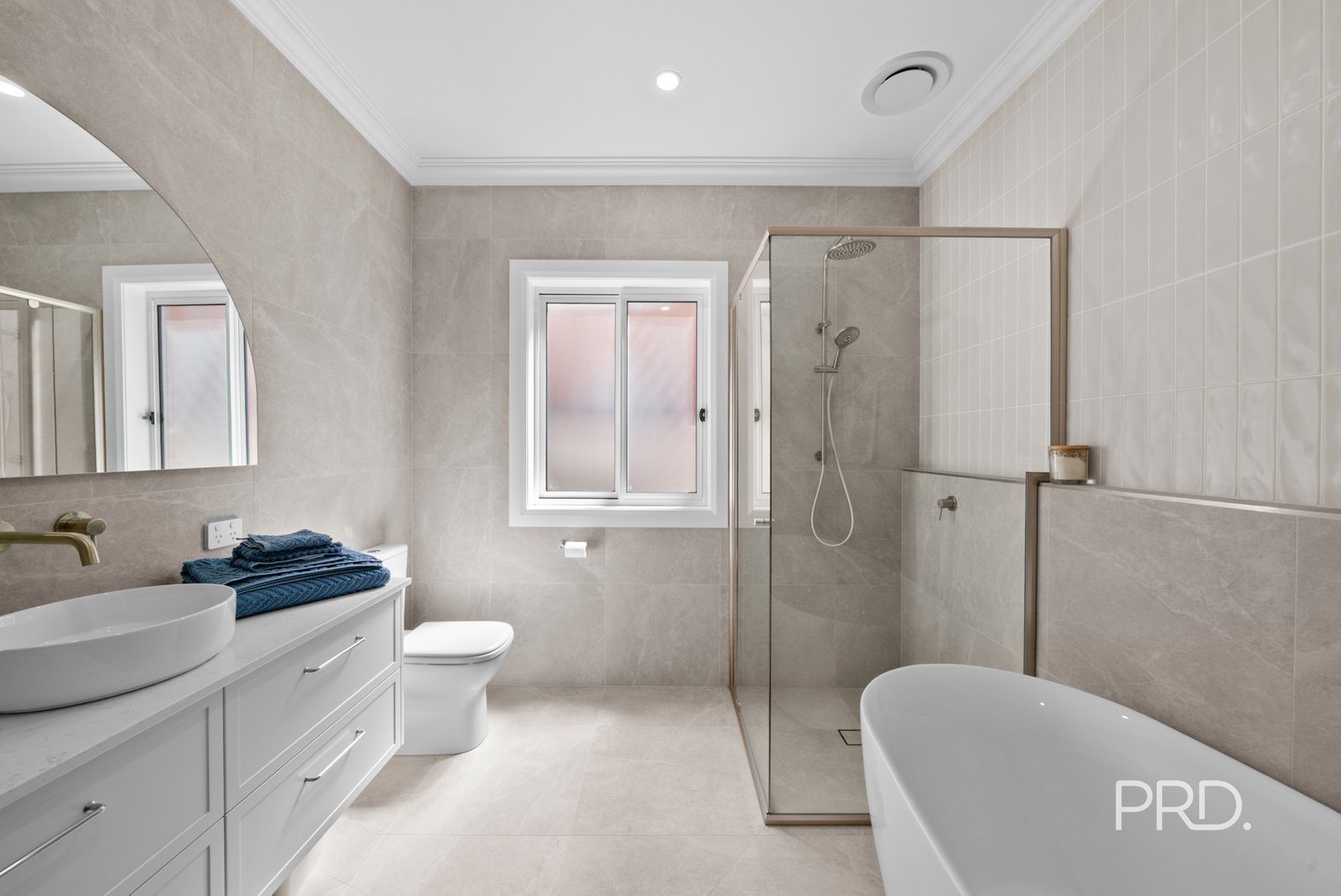 138 Morgan Street WAGGA WAGGA 27