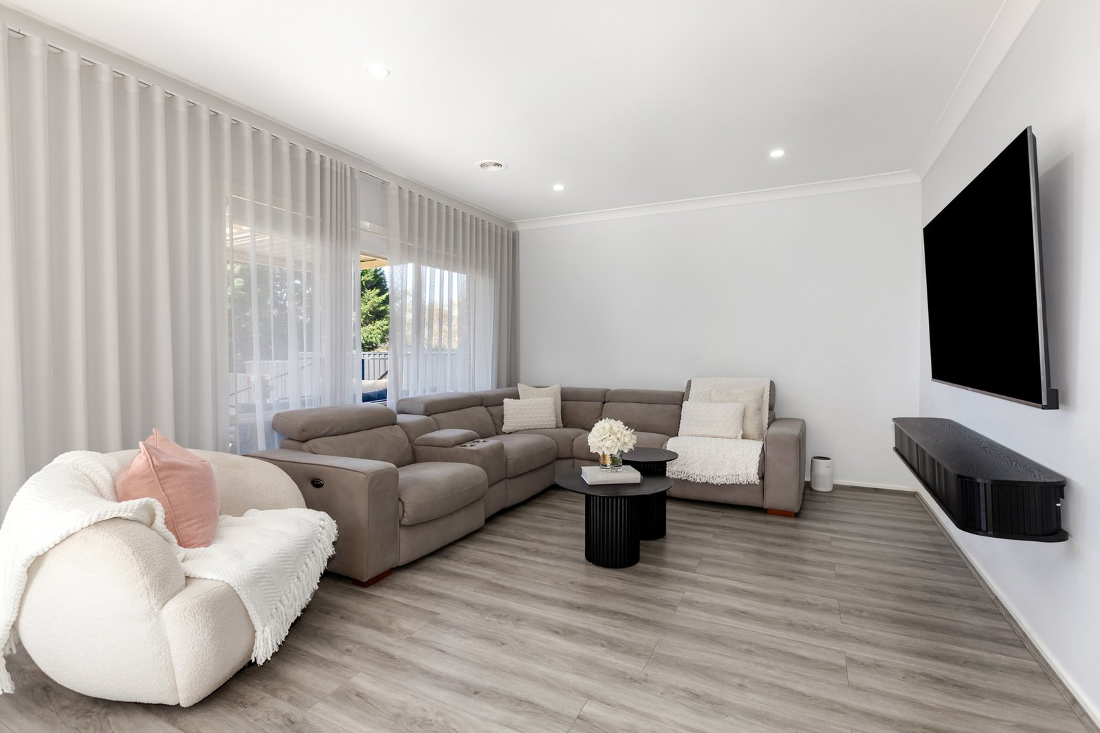 Gallery: 138 Raglan Street