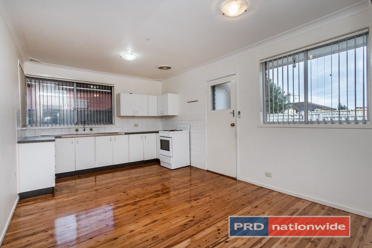 1/38 Tania Avenue SOUTH PENRITH 2