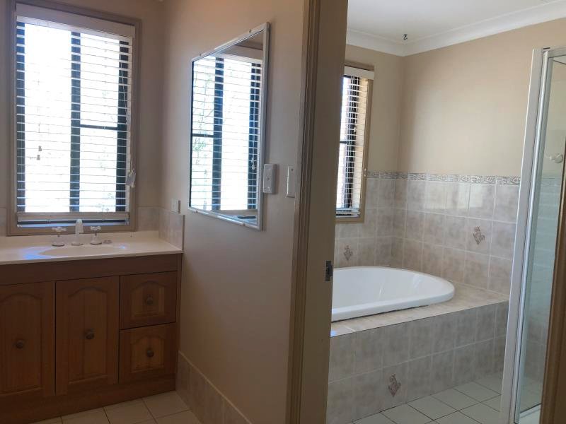 138 Tullamore Road LOOMBERAH 9