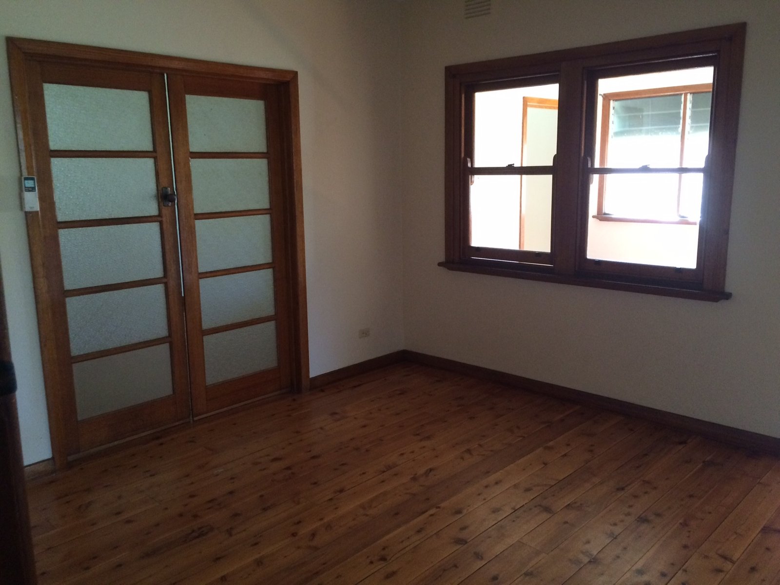 1/380 Kiewa Street SOUTH ALBURY 4