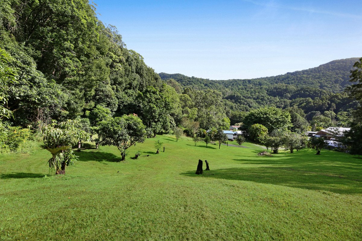 1381 Currumbin Creek Road Currumbin Valley 8
