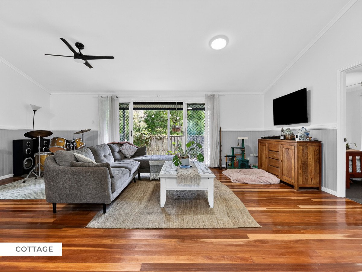 1381 Currumbin Creek Road Currumbin Valley 22