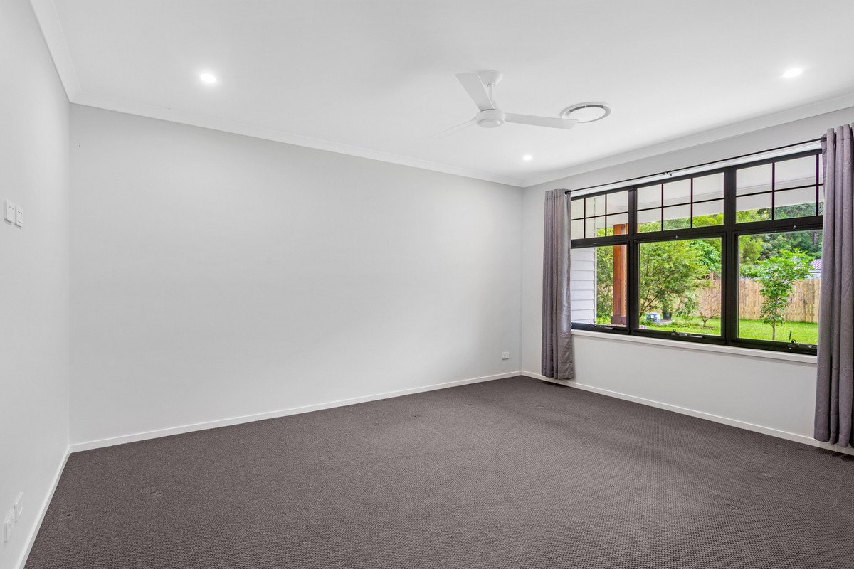 1381 Currumbin Creek Road Currumbin Valley 13