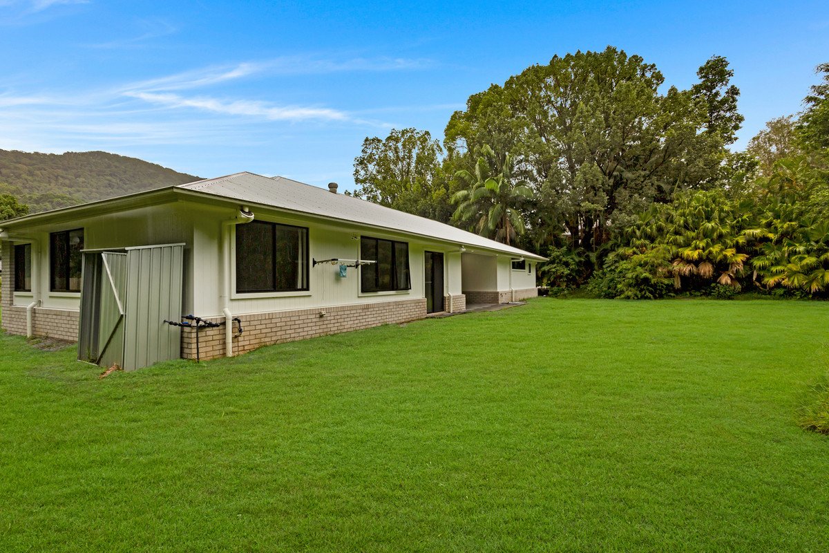 1381 Currumbin Creek Road Currumbin Valley 16