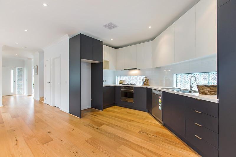 Gallery: 1/383 Highett Road