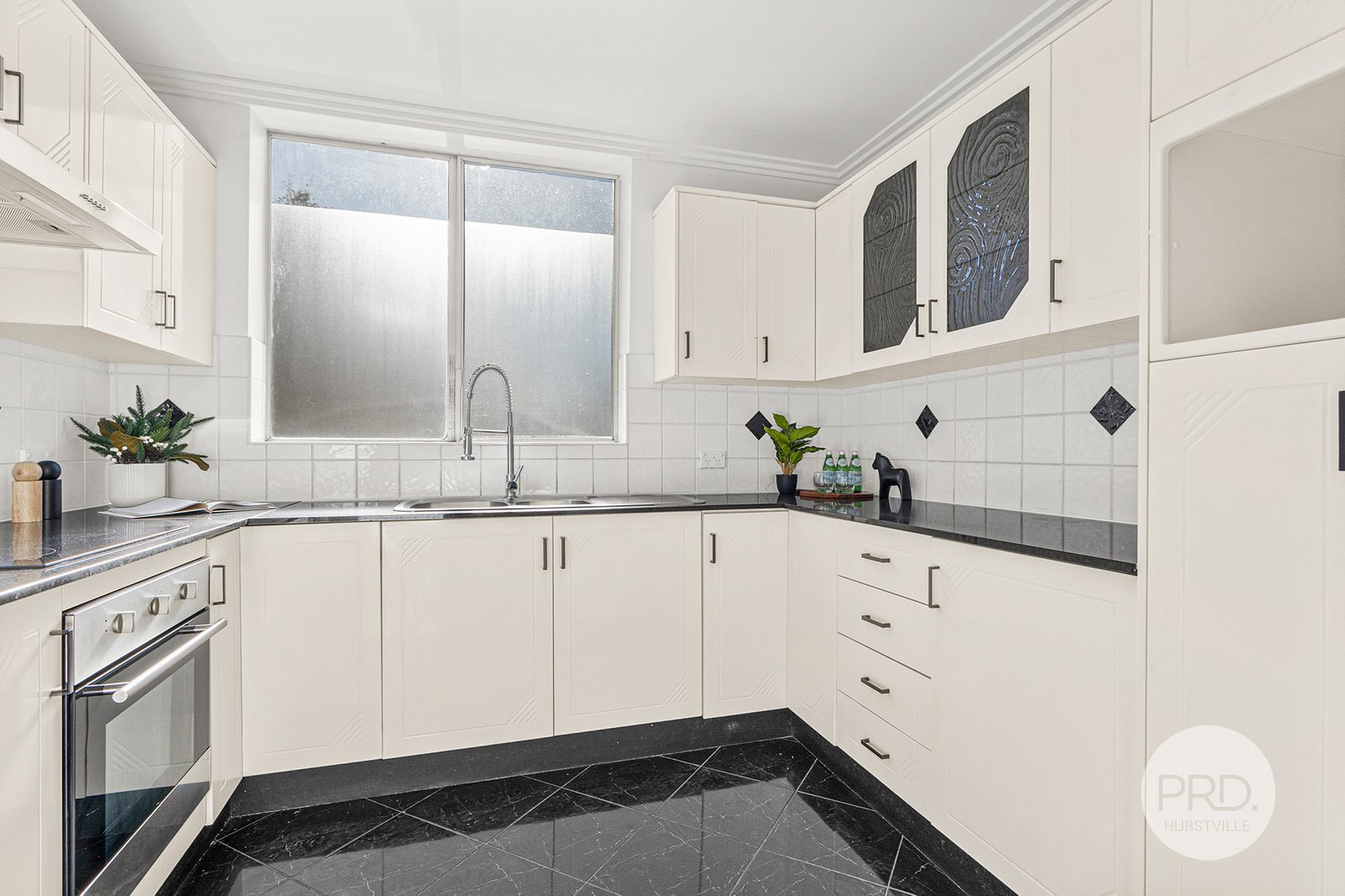 13/84 Queens Road HURSTVILLE 3