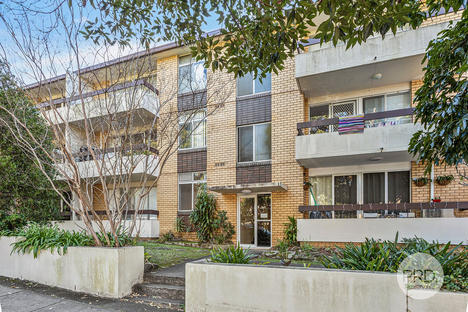 13/84 Queens Road HURSTVILLE 8