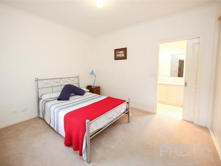 1/389 Eleventh Street MILDURA 9