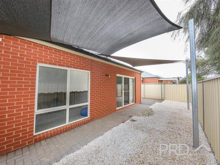 1/389 Eleventh Street MILDURA 13