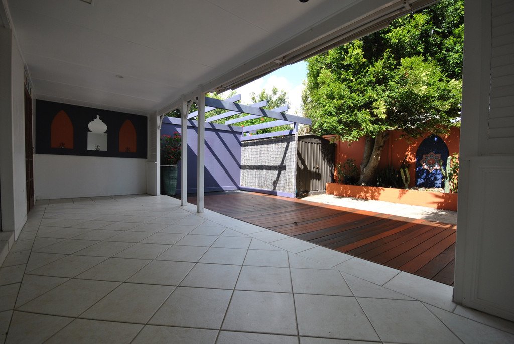 1/38A Middle Street LABRADOR 7