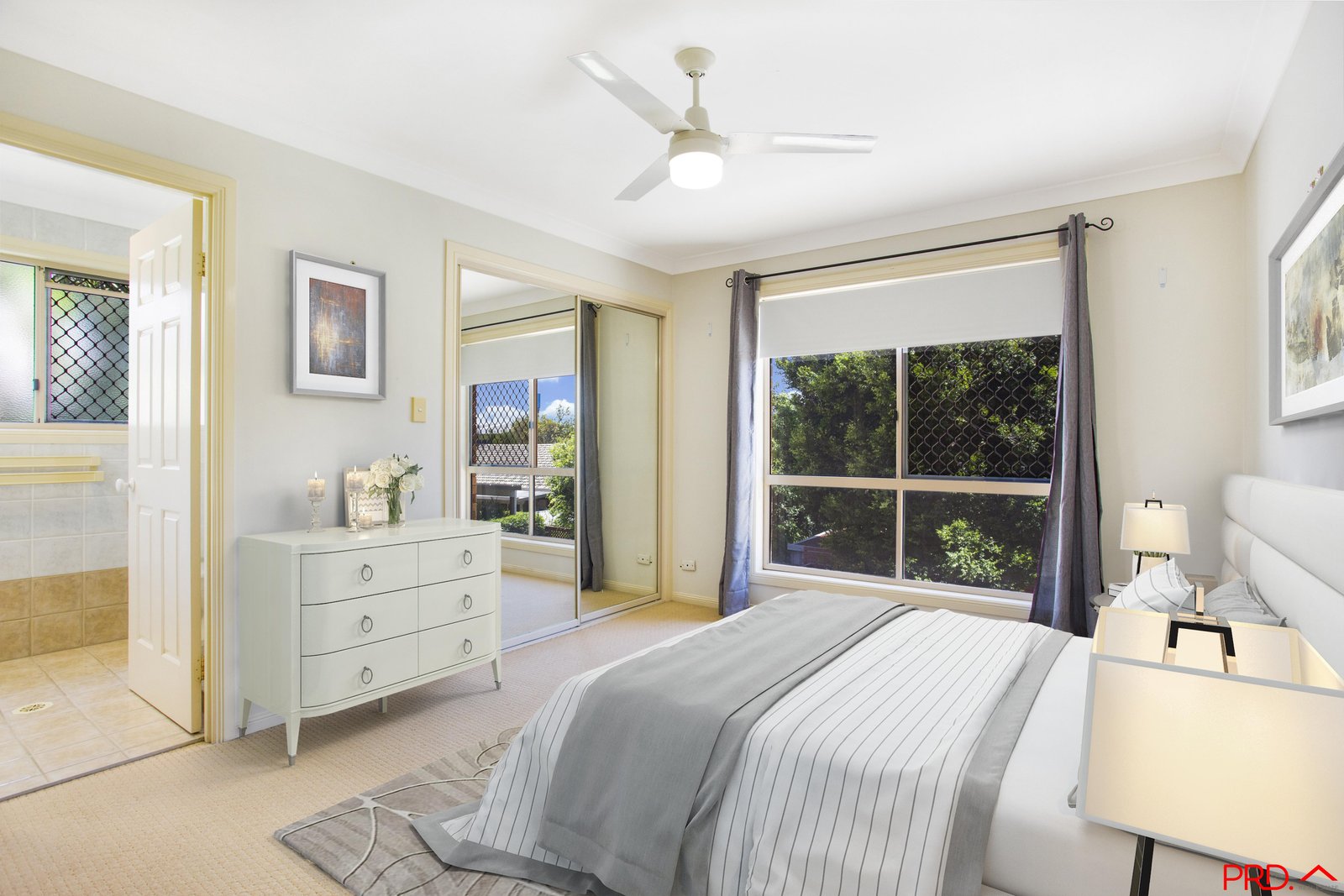 1/38A Middle Street LABRADOR 3