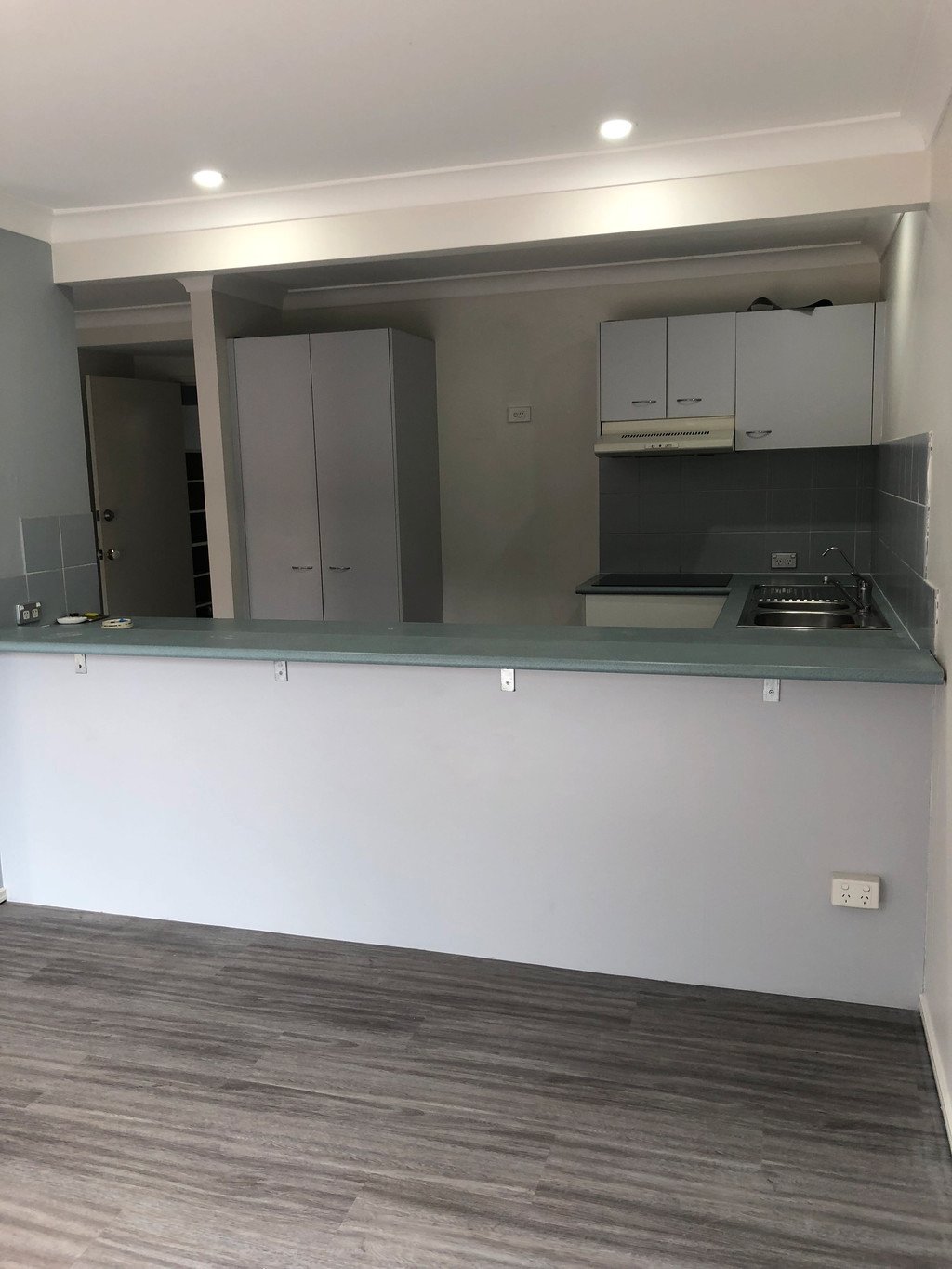 13/9-15 Harrier Drive BURLEIGH WATERS 3