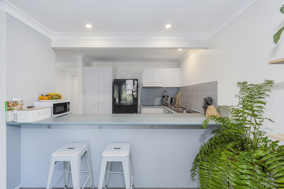 13/9-15 Harrier Drive Burleigh Waters 4