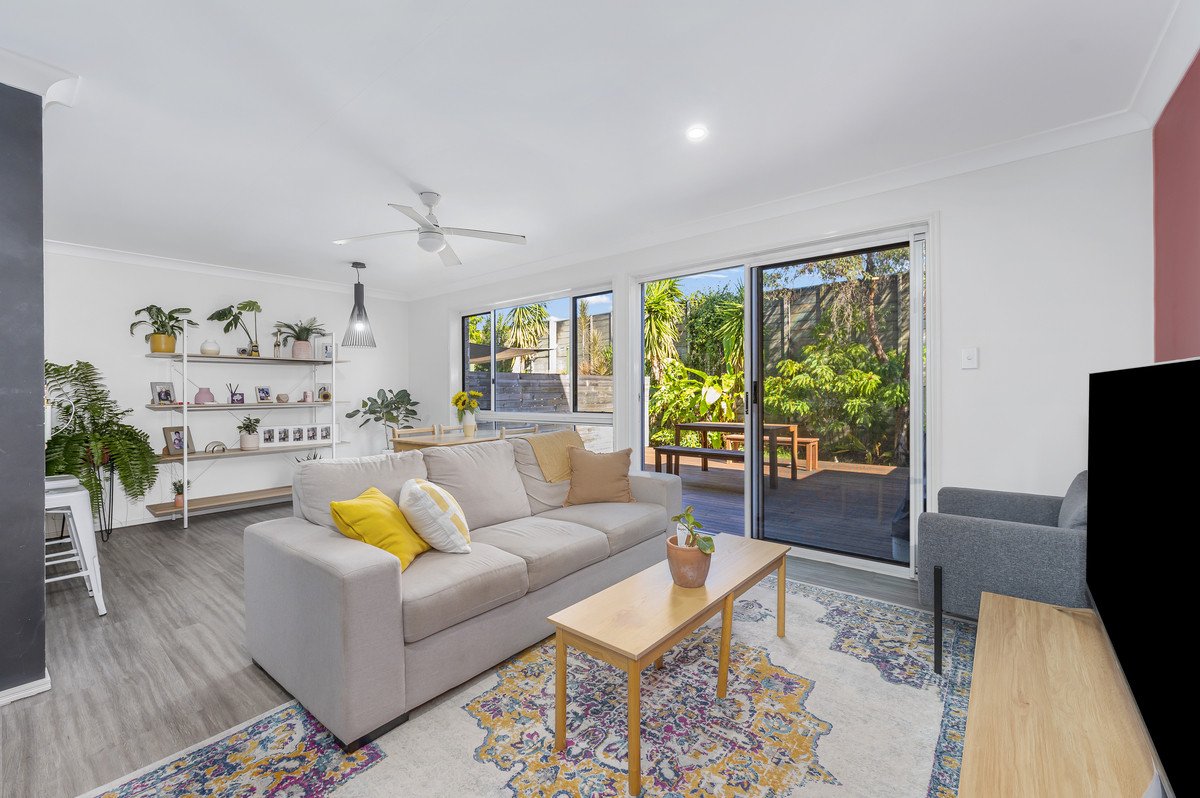 13/9-15 Harrier Drive Burleigh Waters 10