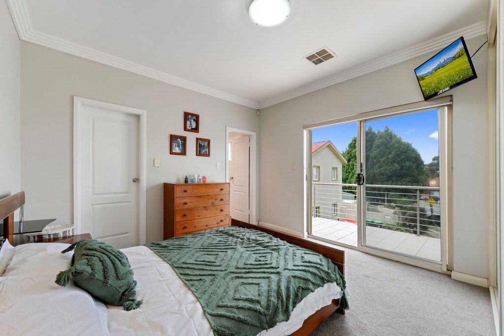 1/39-41 Canarys Road ROSELANDS 4