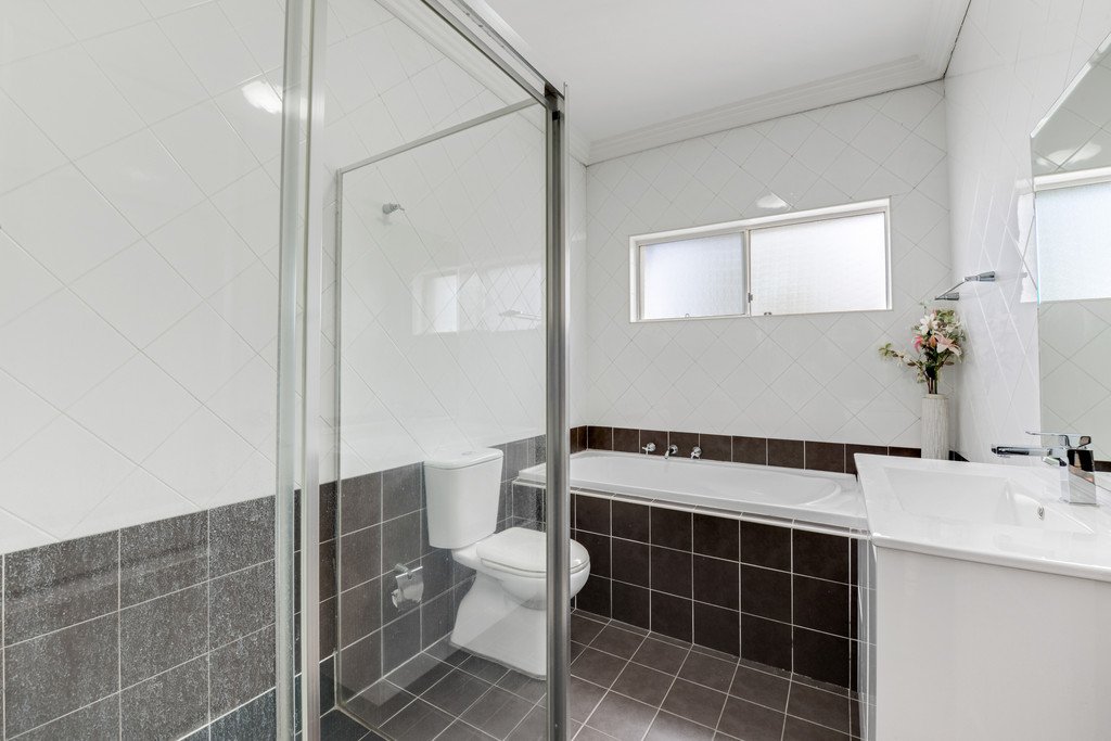 1/39-41 Canarys Road ROSELANDS 7