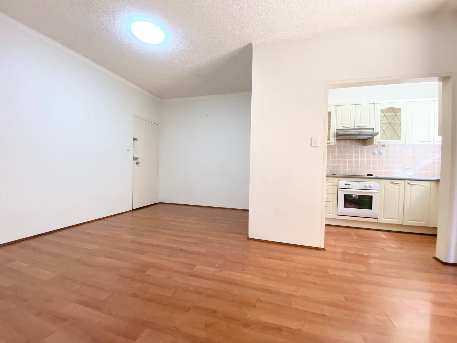 1/39-43 Warialda Street KOGARAH 5