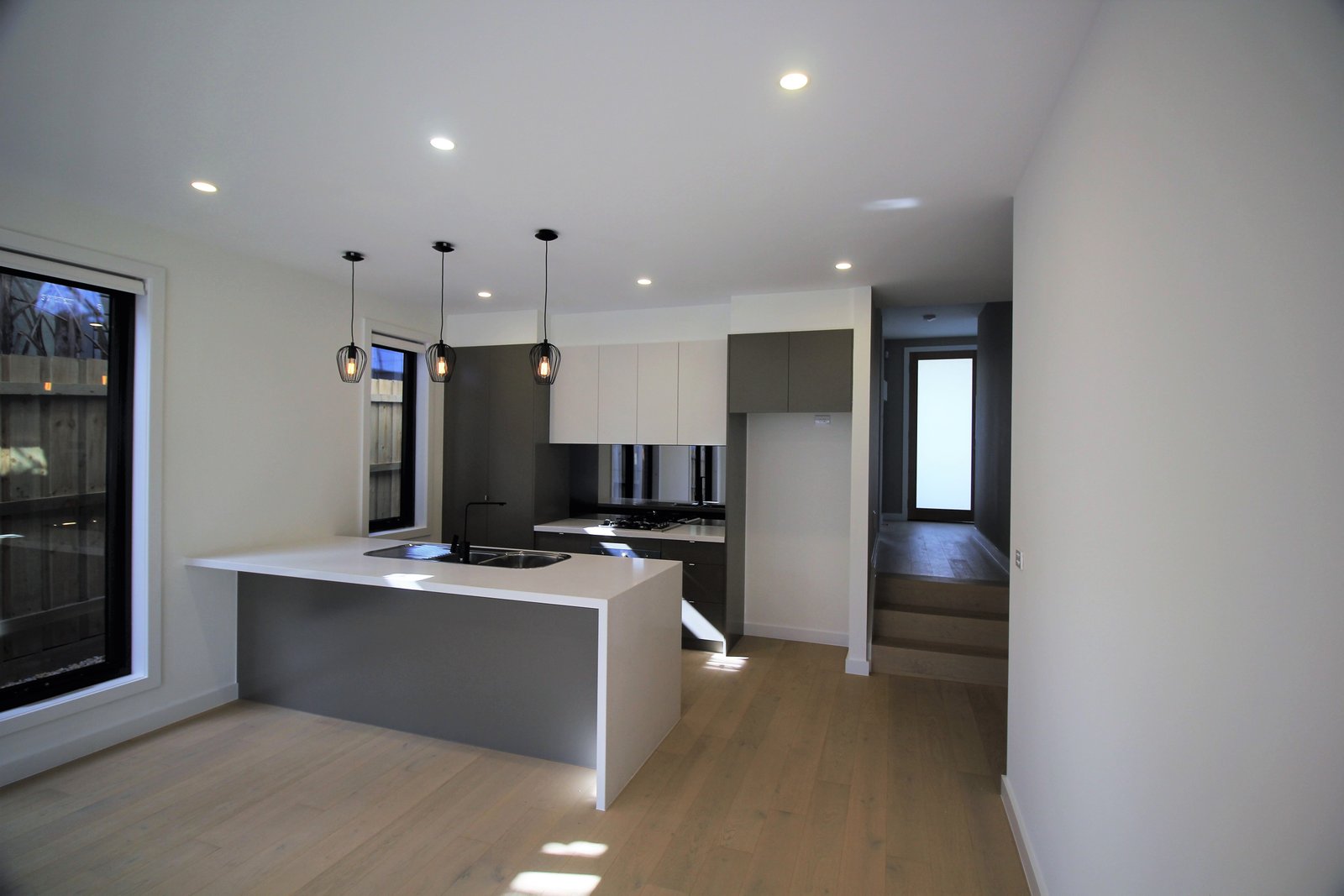 Gallery: 1/39 Aikman Crescent