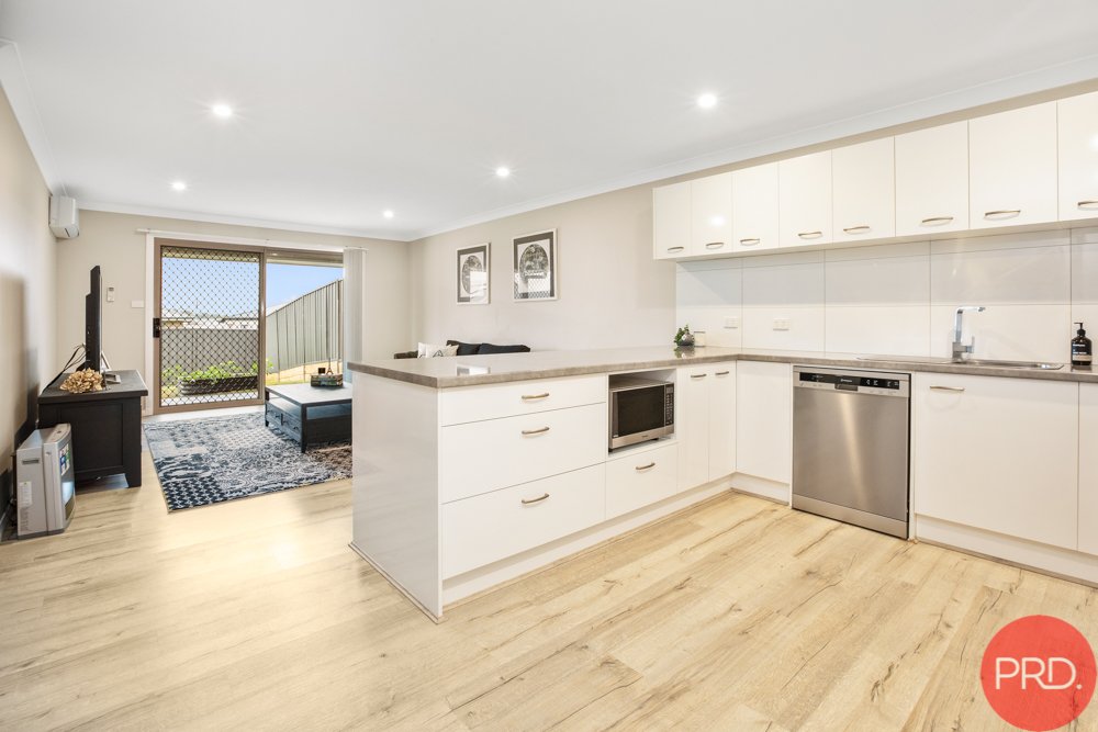 1/39 Ashton Drive HEDDON GRETA 4