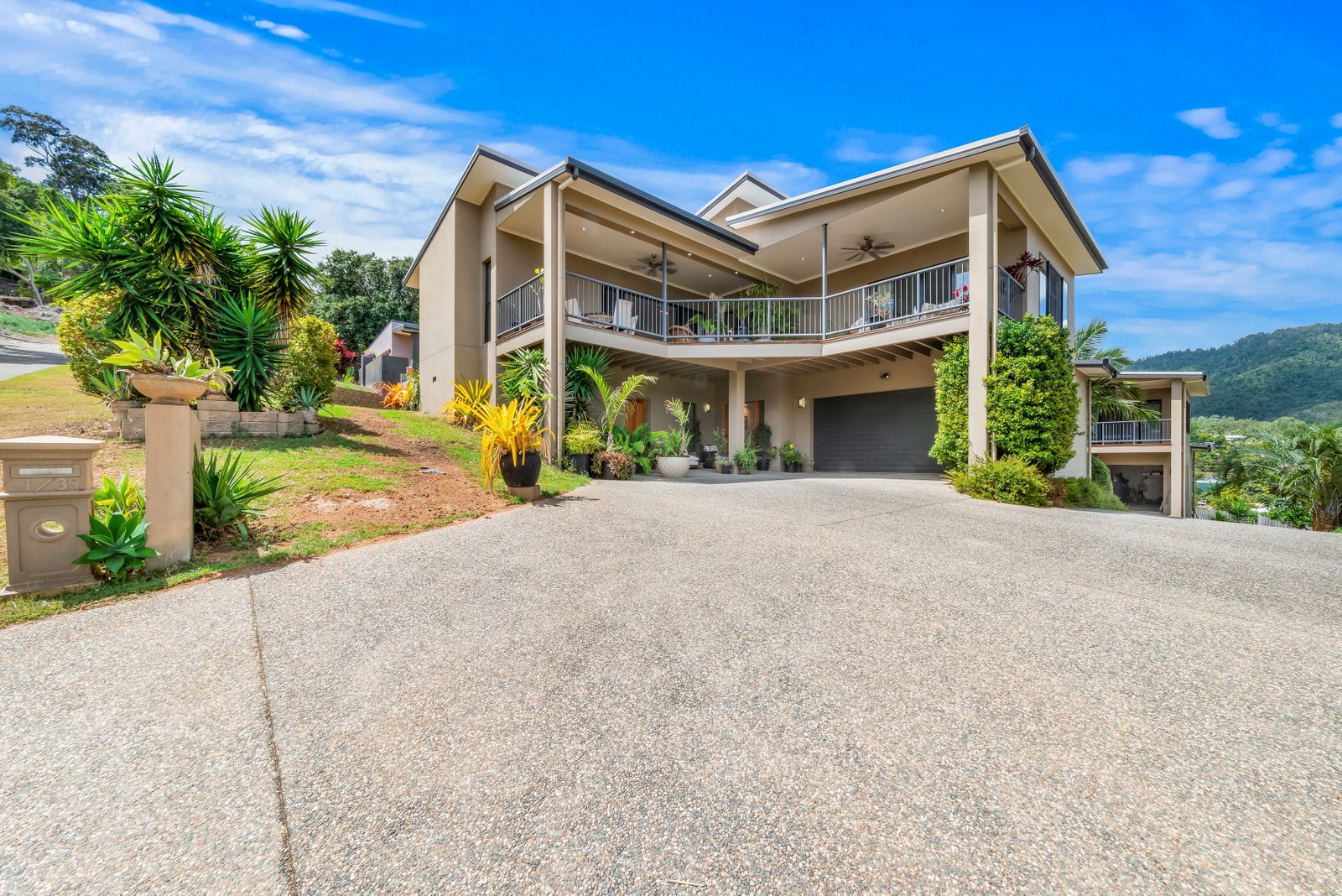 1/39 Beth Court CANNONVALE 4