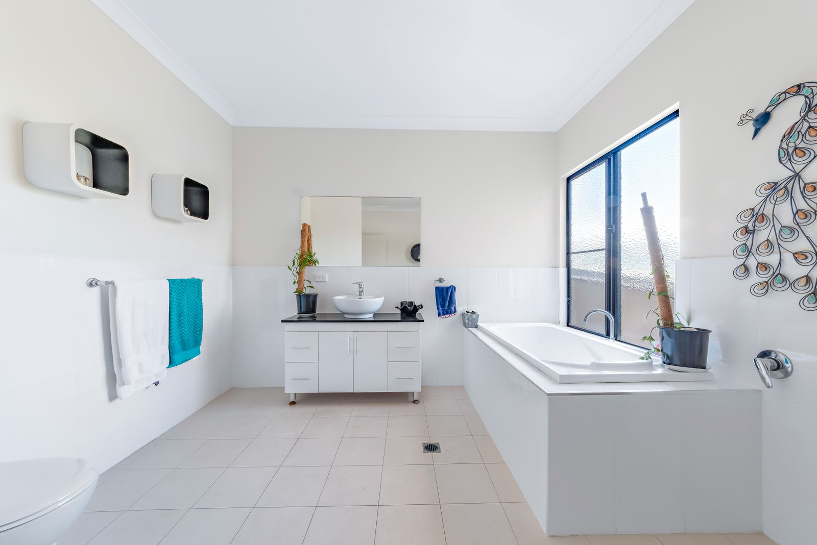 1/39 Beth Court CANNONVALE 12