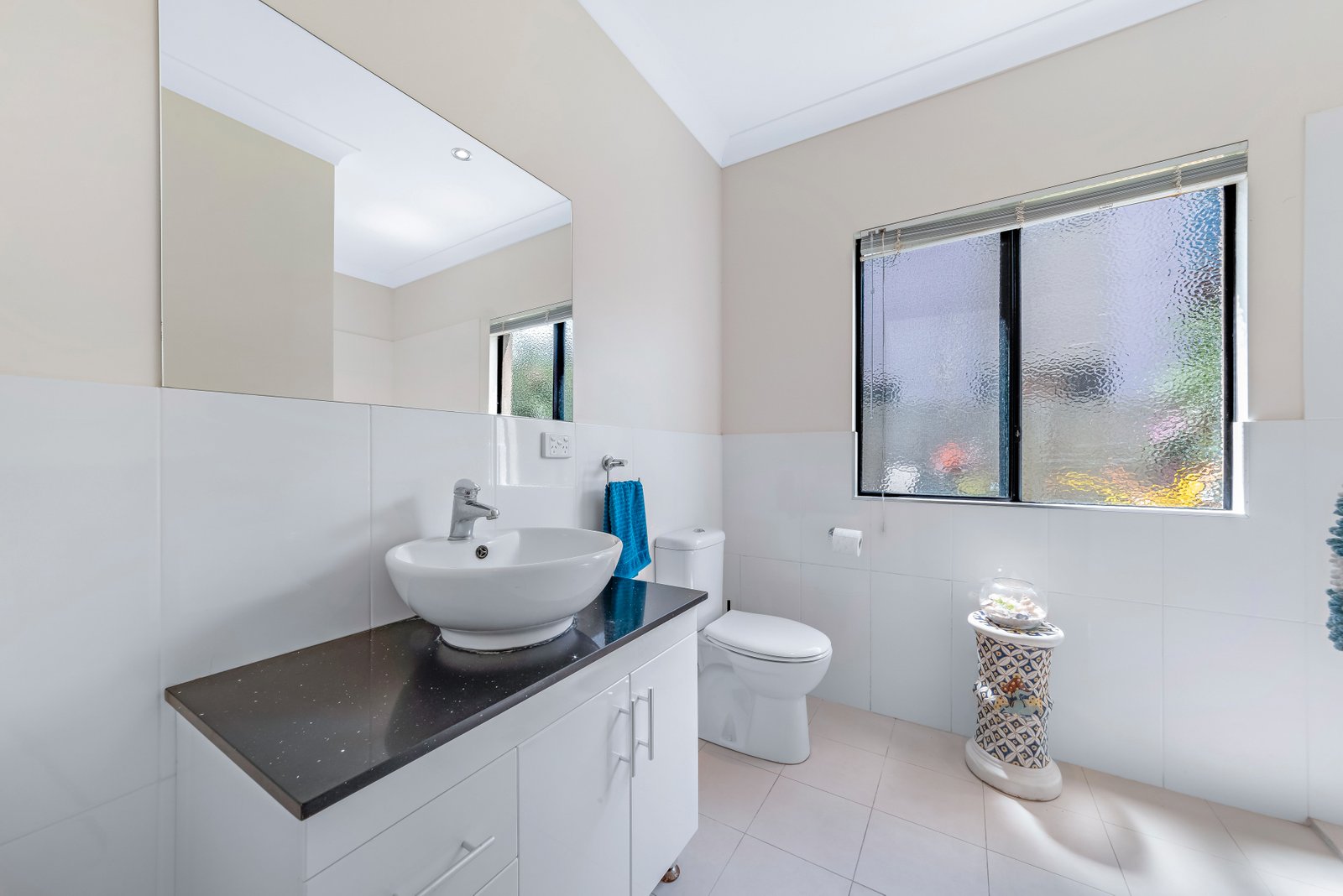 1/39 Beth Court CANNONVALE 15