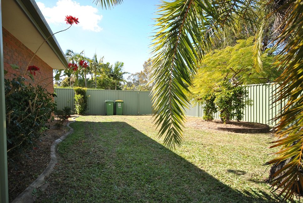 1/39 Botanical Drive LABRADOR 1