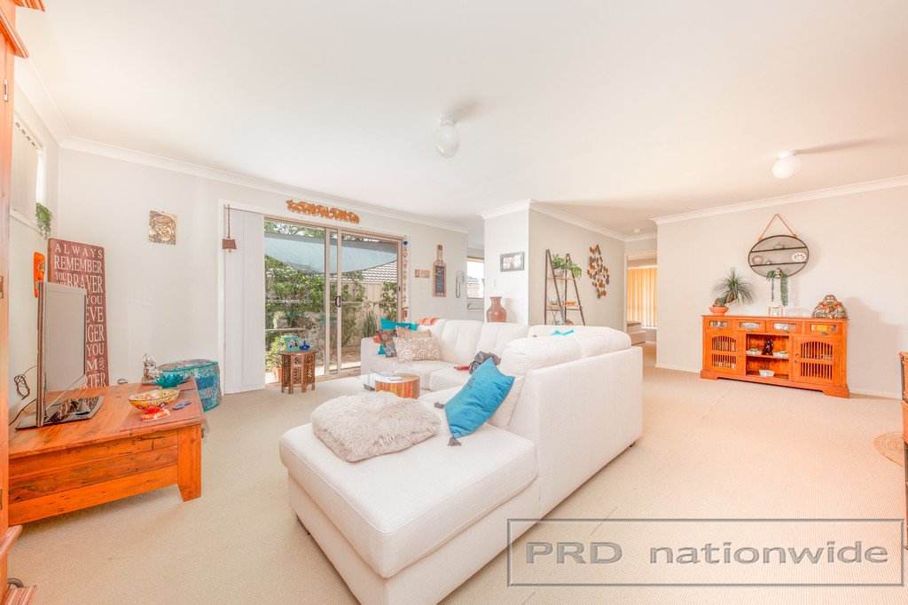 1/39 Carnarvon Circuit EAST MAITLAND 3