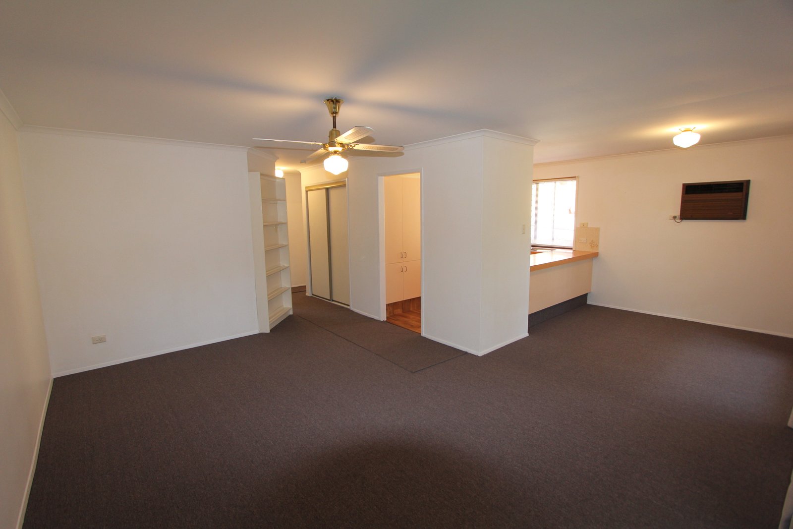 1/39 Corunna Crescent ASHMORE 3