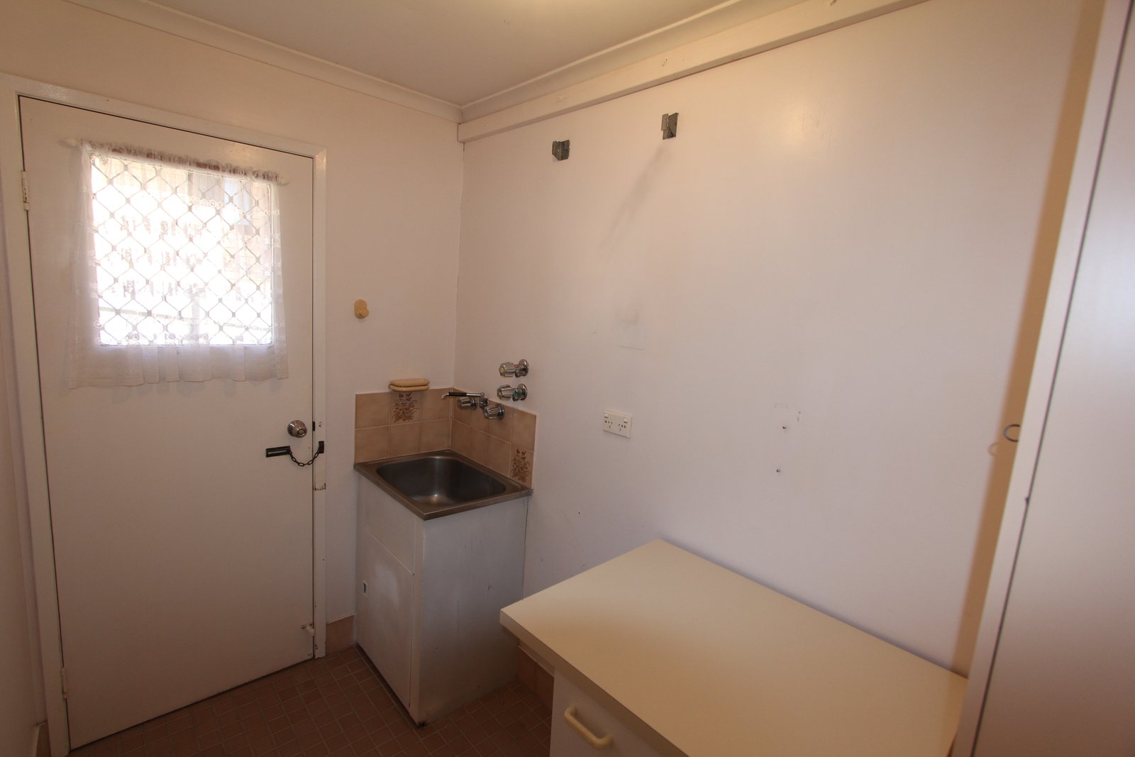 1/39 Corunna Crescent ASHMORE 10