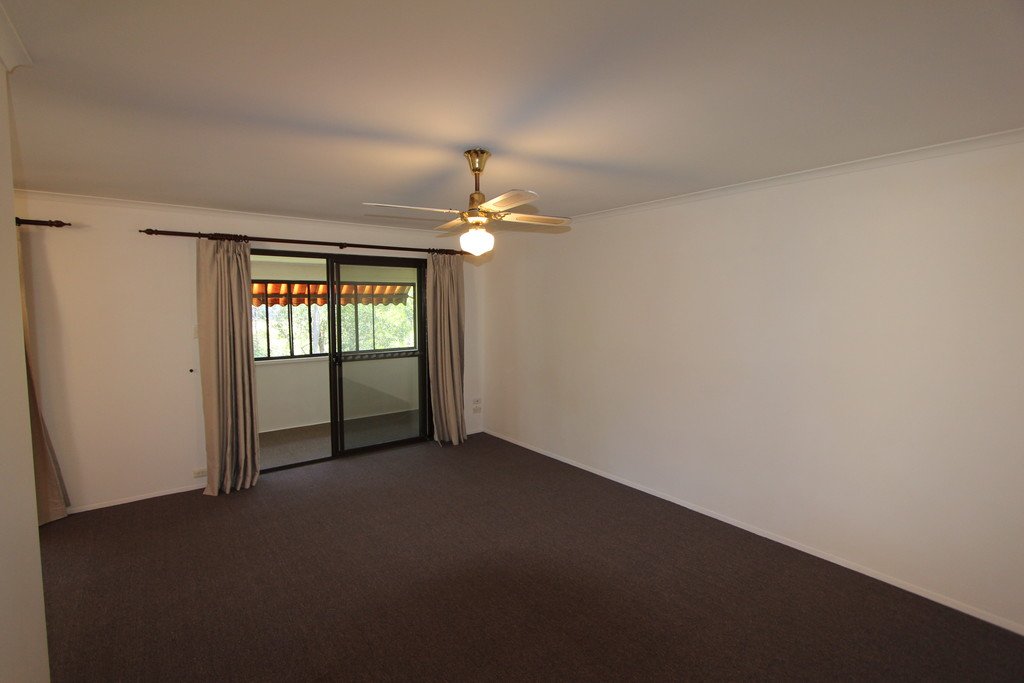 1/39 Corunna Crescent ASHMORE 2